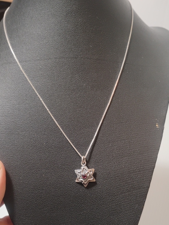 Jewelry - Vintage 925 Sterling Star Pendant Necklace with Red Stone